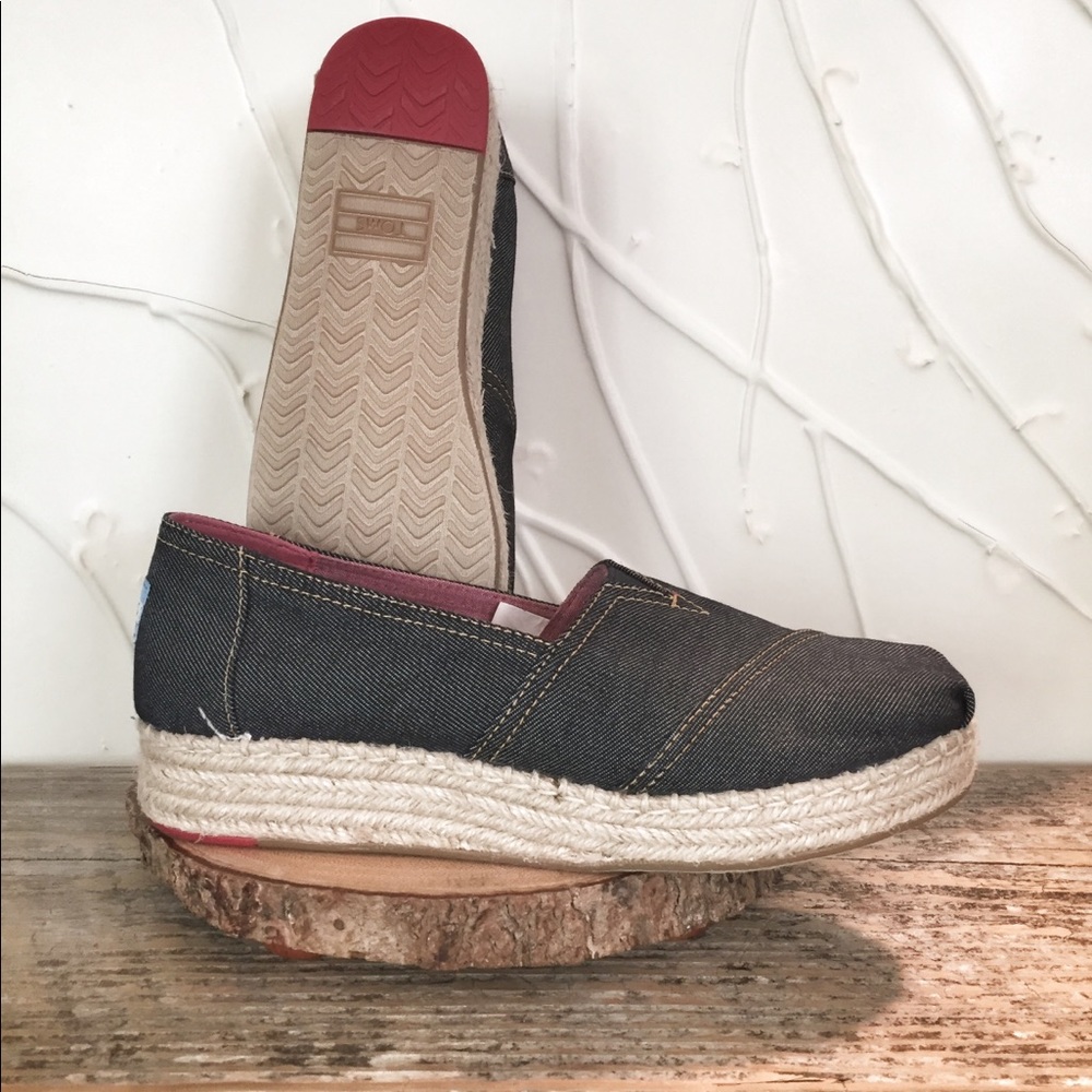 NWOT Toms Alpargata Wedge Espadrilles